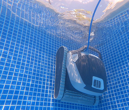 Relax and enjoy your pool with pool vacuum cleaners